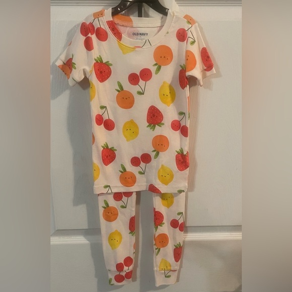 Old Navy Other - Old‎ Navy toddler pjs! NWT!